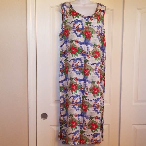 Pineapple Moon Hawaiian Dress - Picture 1 of 4